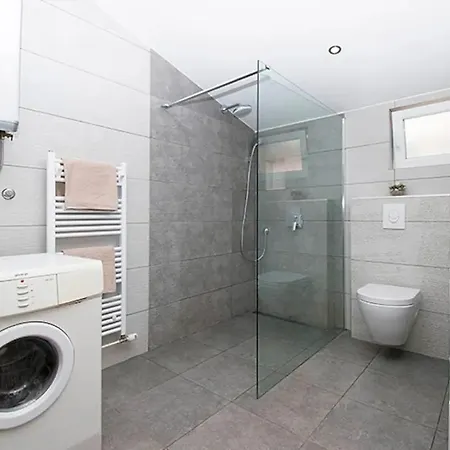 Apartment Apartman Andelko 6+2