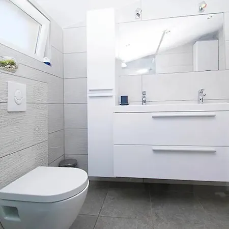 Apartamento Apartman Andelko 6+2 Tučepi